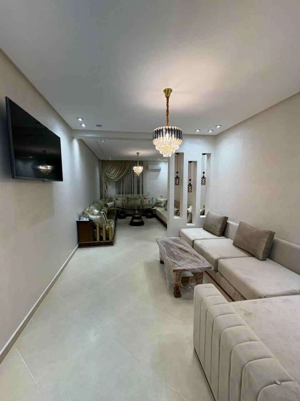 El Houda Apartment